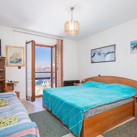 Lovely Apartment In Jablanac With House Sea View エクステリア 写真